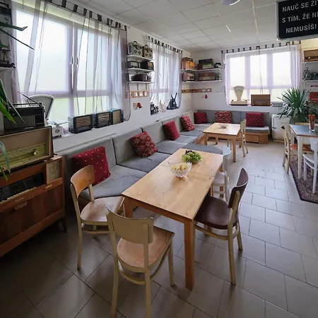 호스텔 Moto Doupe *