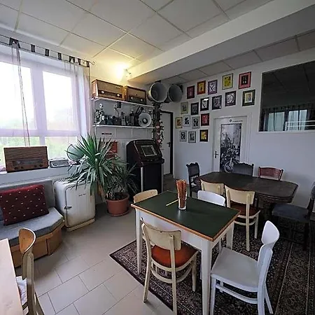 Hostel Moto Doupe