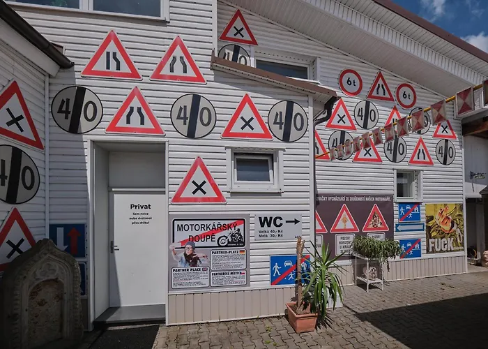 ホステル Moto Doupe *